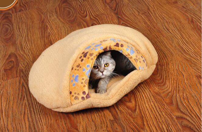 Cozy Winter Plush Pet Nest – Soft & Warm