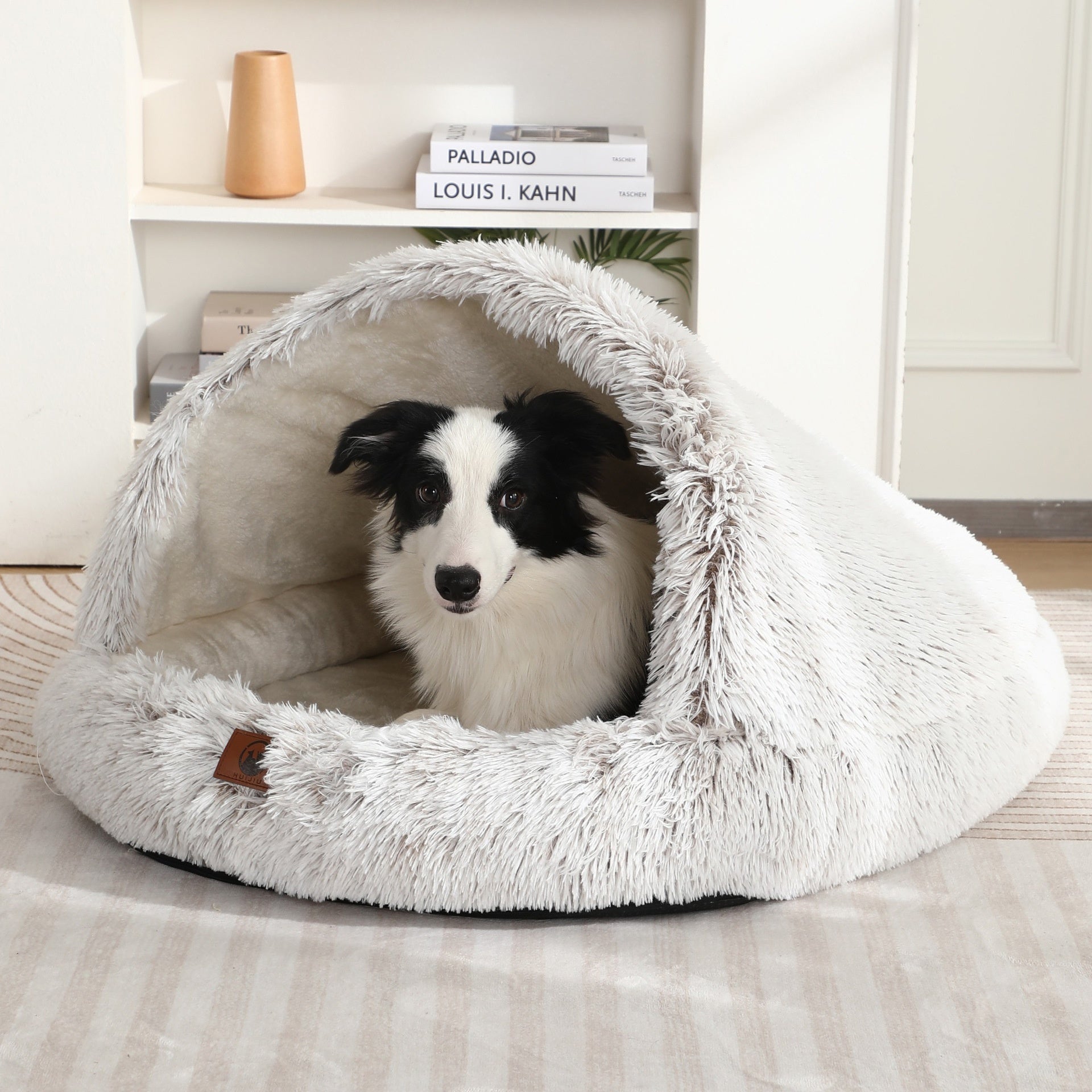 Windproof Plush Shell Pet Bed – Semi-Enclosed Design