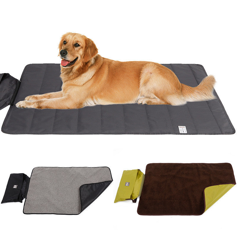 Outdoor Waterproof Portable Pet Blanket – Folding Warm Blanket for Dogs & Cats