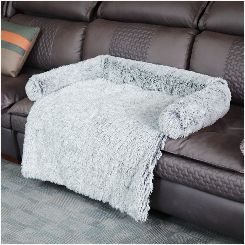 Dual-Use Plush Pet Blanket with Sofa Bed Comfort